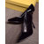 Black patent leather point head pump