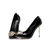 Black patent leather point head pump