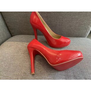 Discount Red patent leather pumps