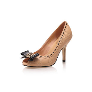 Beige quilting leather bow-tie peep toe pump