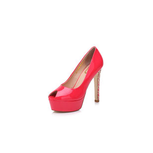 Red patent peep toe platform pump