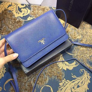 Clutch shoulder bag