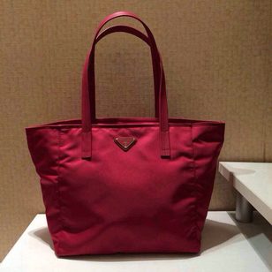 Nylon tote bag