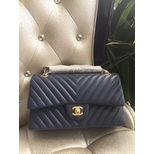 Chanel V quilting original lambskin leather flap bag