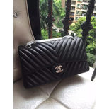 Chanel V quilting lambskin leather flap bag