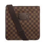 Louis Vuitton Brooklyn Pochette Plate