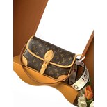 Louis Vuitton Diane M45985
