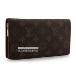 Louis Vuitton Purse Zipped