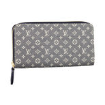 Louis Vuitton Zippy Wallet